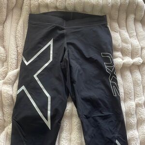 2XU women’s XS compression leggings